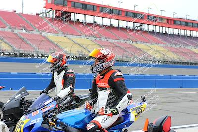 media/Oct-15-2022-Fastrack Riders (Sat) [[9a18b22502]]/Level2/Grid Shots/